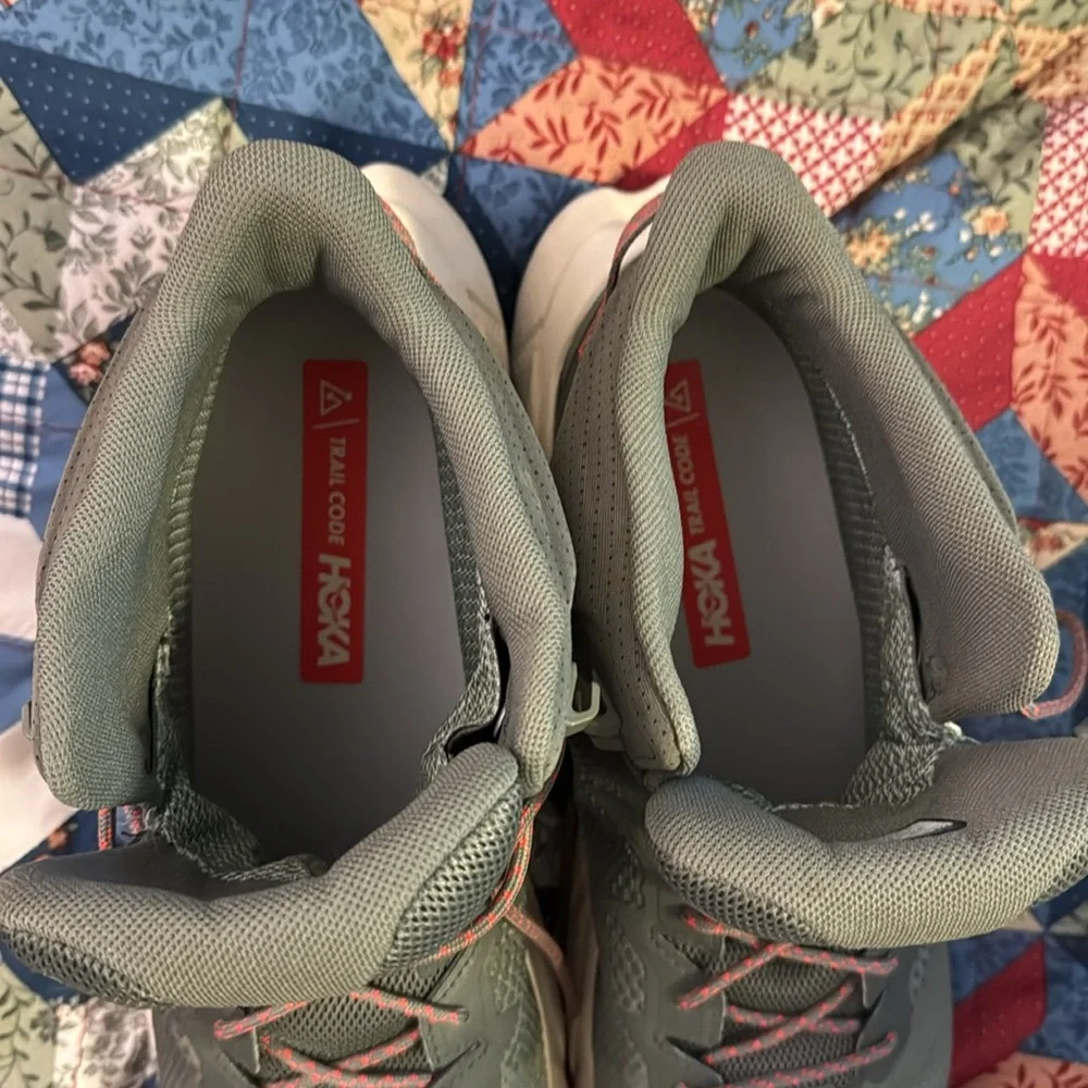 Hoka One One Men's Grey and Pink Hiking Boots